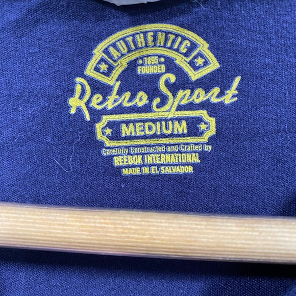 Reebok vintage Toronto maple leafs, distress t-shirt - Picture 3 of 5